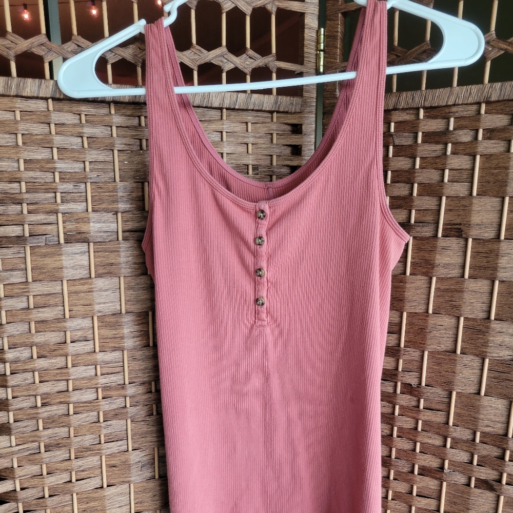 Womens Old Navy Ribbed Tank Tpo